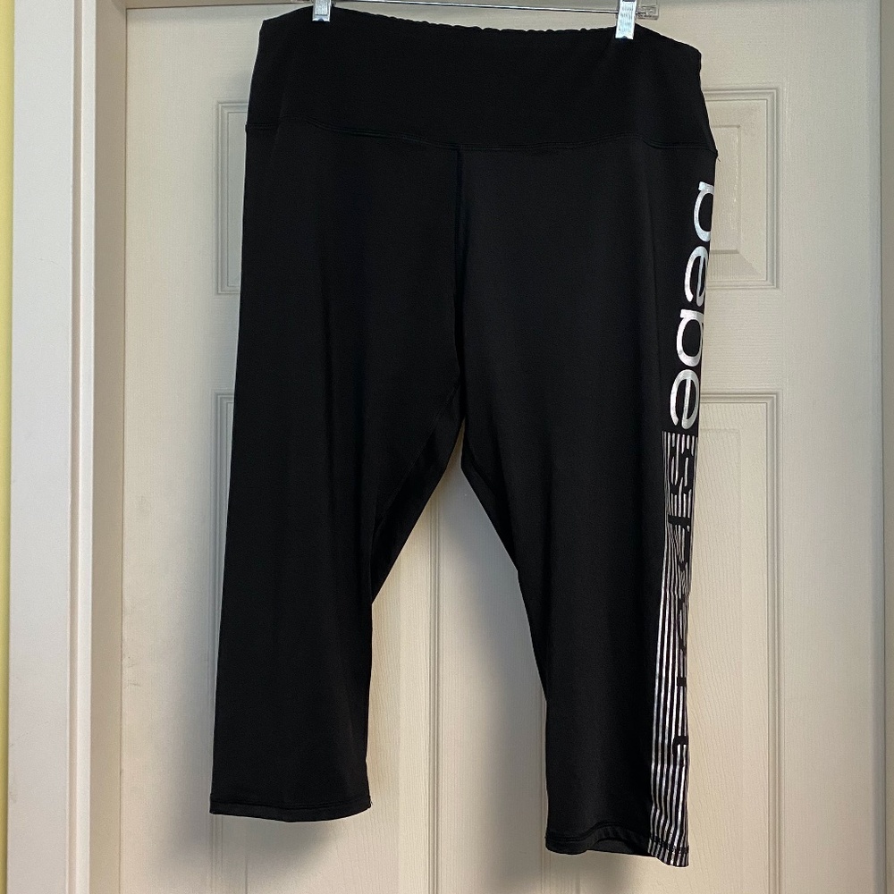 Bebe sport cropped leggings